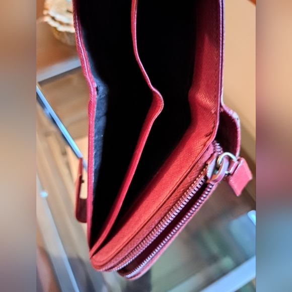 PRADA Wallet - Picture 5 of 7